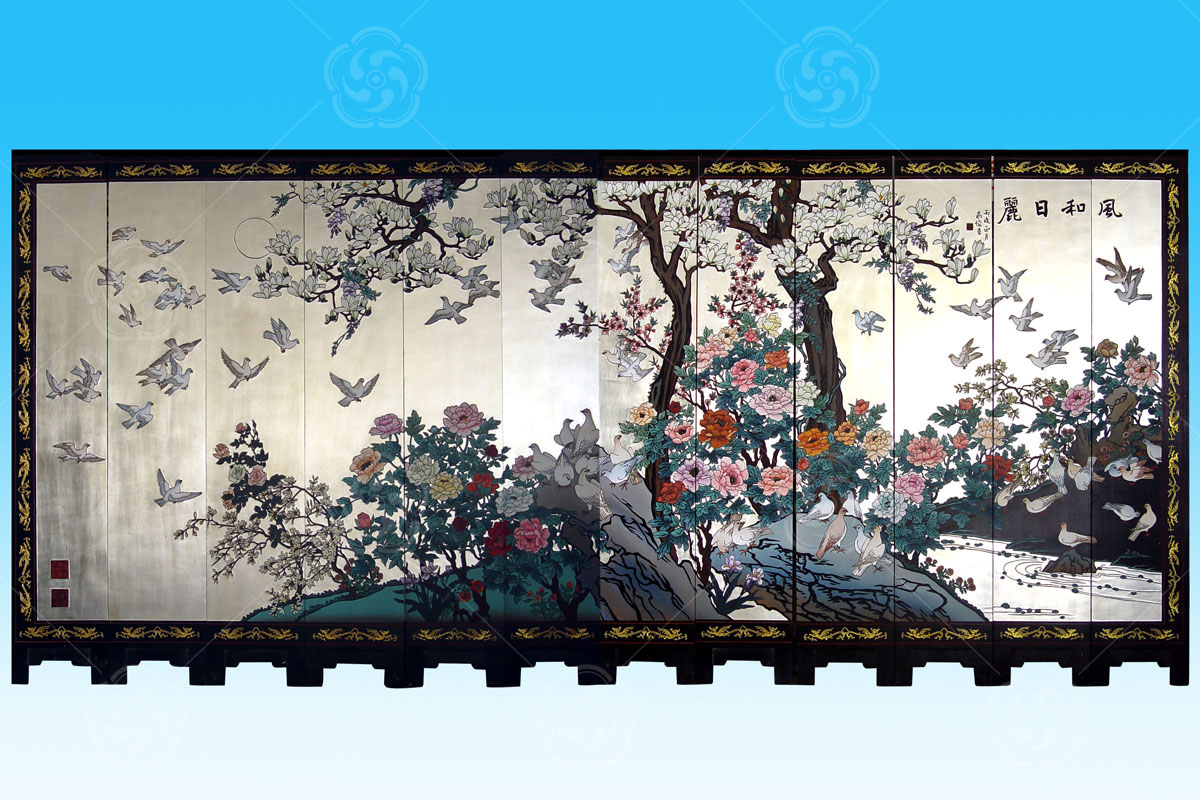 刻漆屏風(fēng)《風(fēng)和日麗》